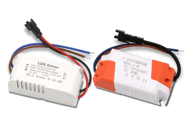 三种常用的LED驱动电源电路图详解!